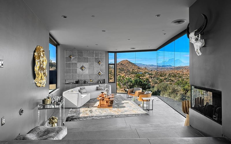 Black Desert House